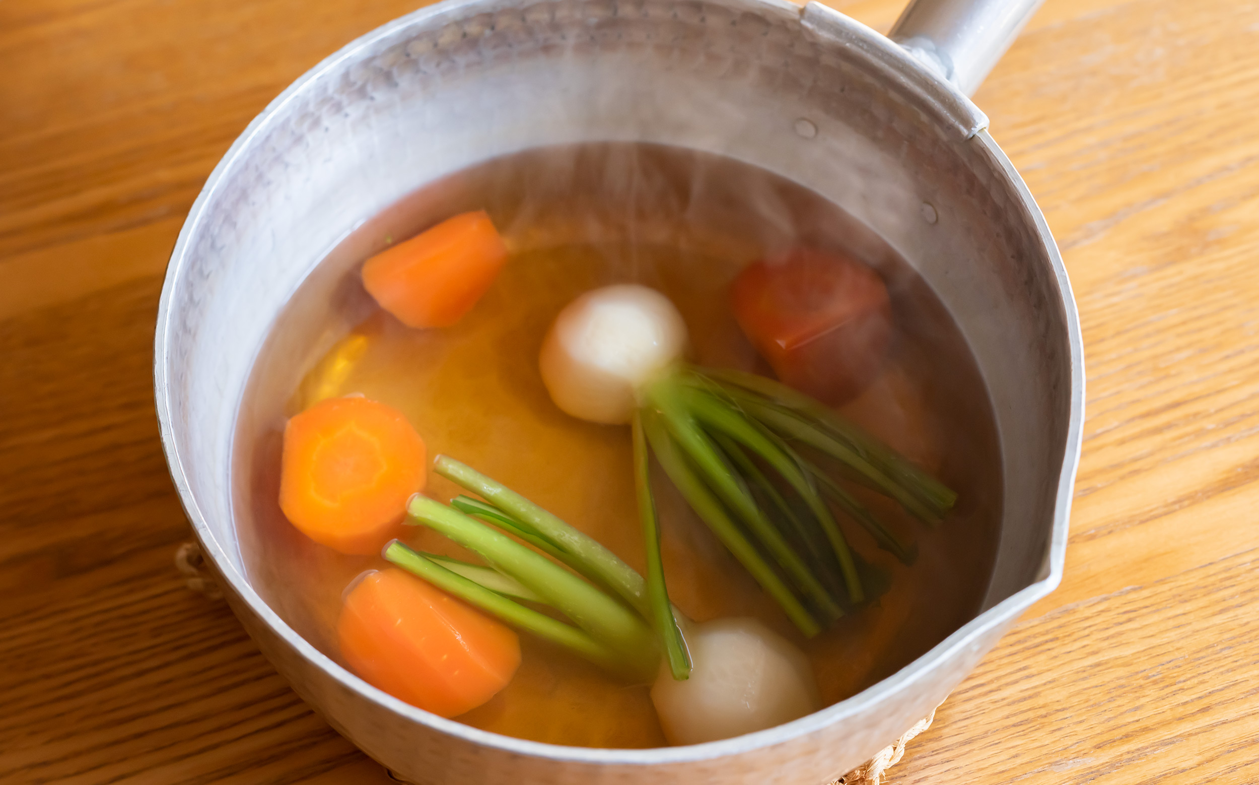 武蔵野おでんの作り方：野菜を煮る