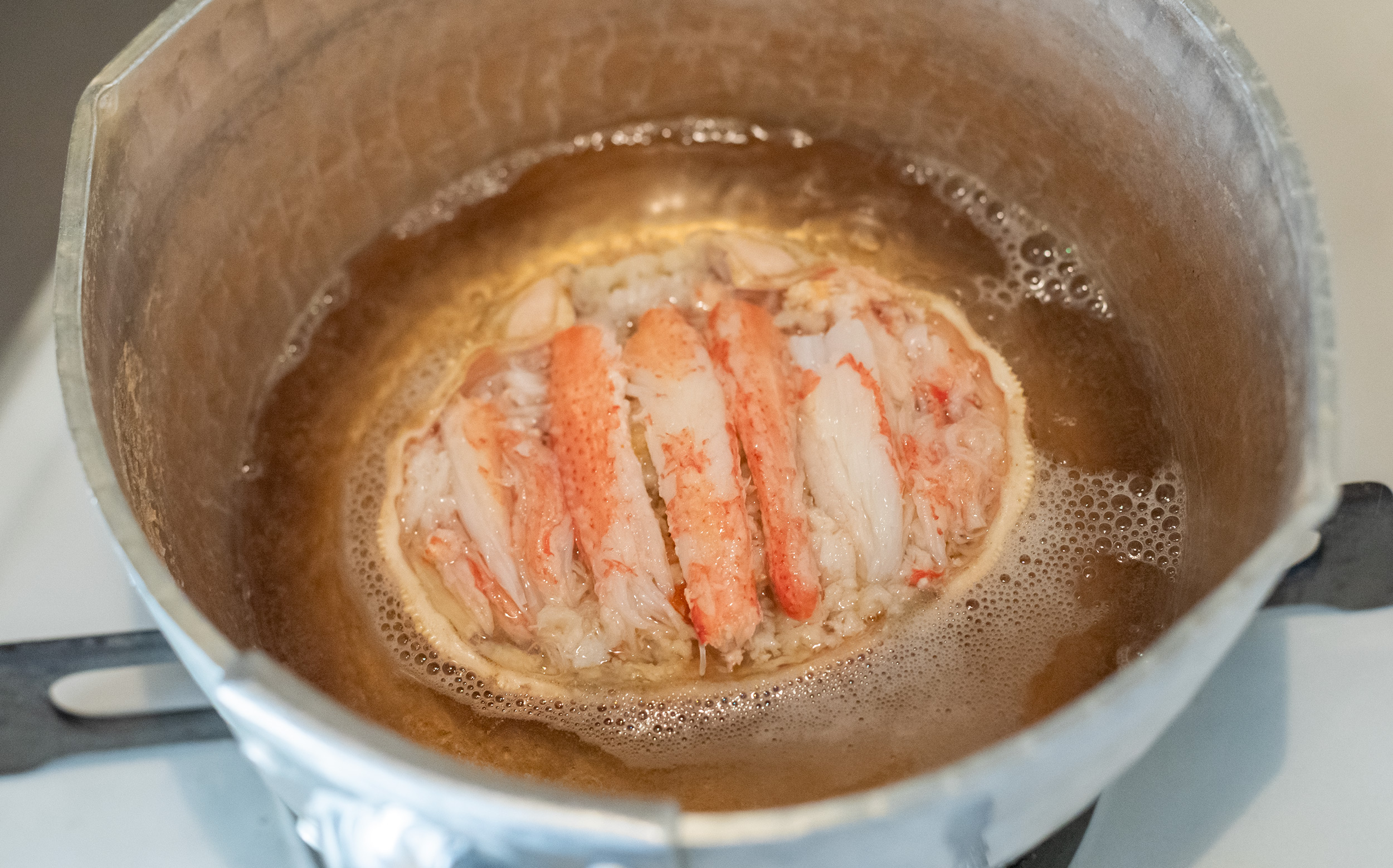 おでんの蟹面の調理方法：おでん汁で煮る