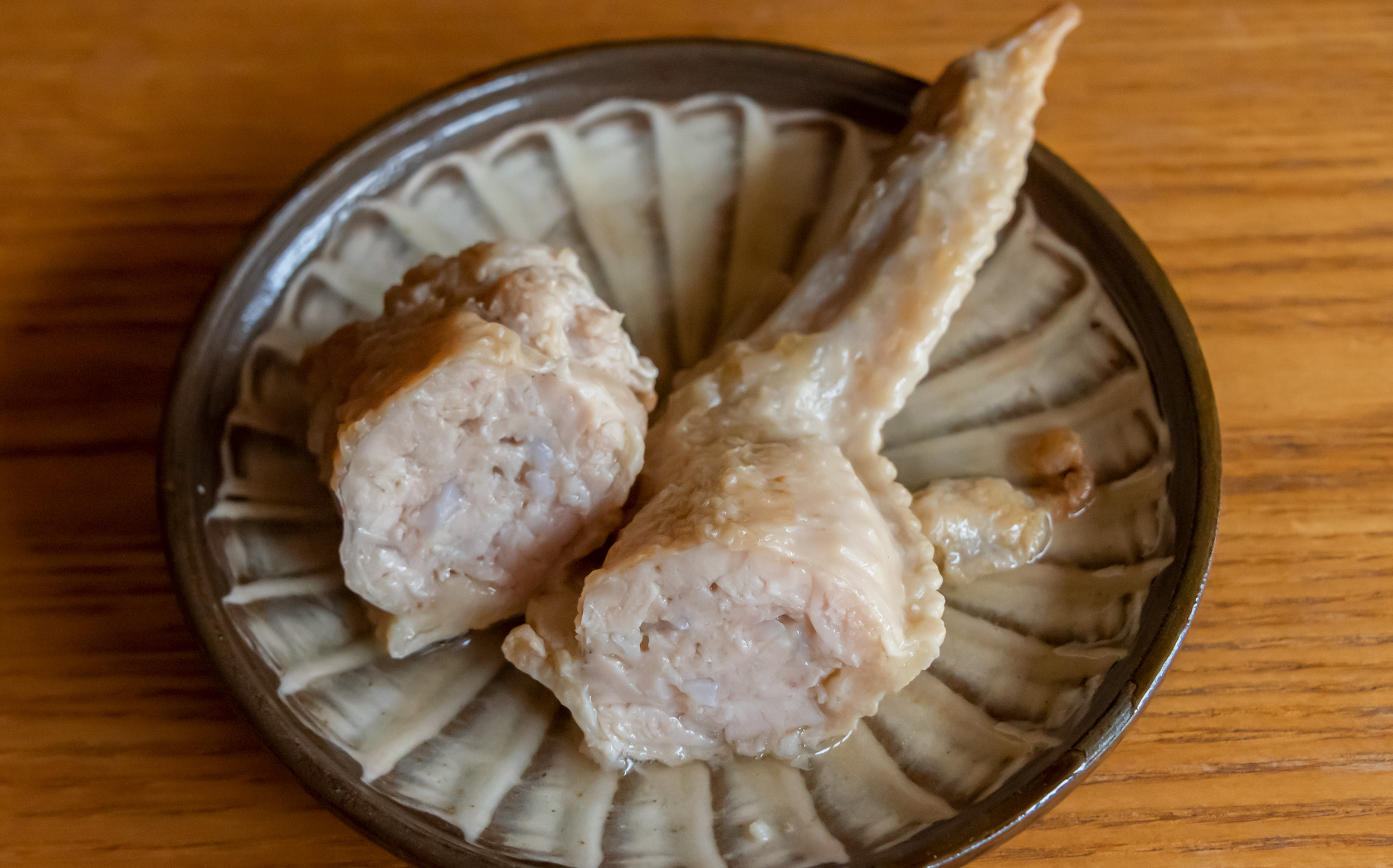 おでんの鶏つくね（鶏団子）の調理法：手羽つくねの断面